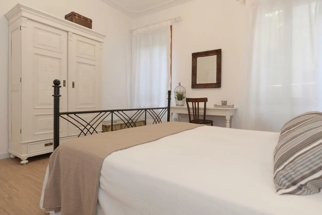 Secret Garden Venice Apartment